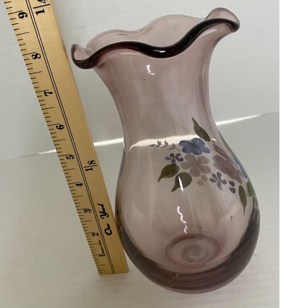 Fenton for Teleflora Hand-Painted Amethyst Glass Flower Vase With Ruffled Edge - Picture 4 of 5